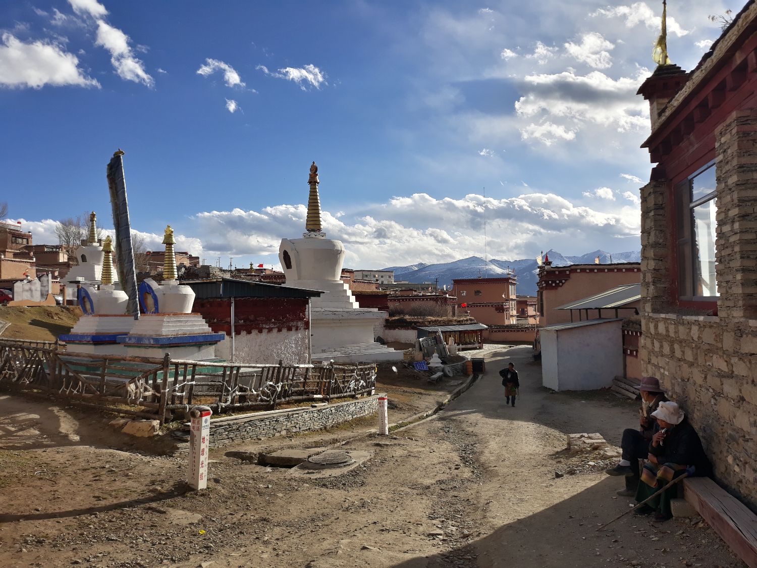 Litang temple, china